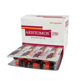 Aristomox 250 mg Capsule-15's Strip