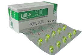 Lifil-E 200 mg Capsule-10's strip